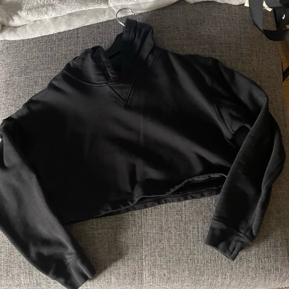 Lululemon Olympic Cropped Sweater